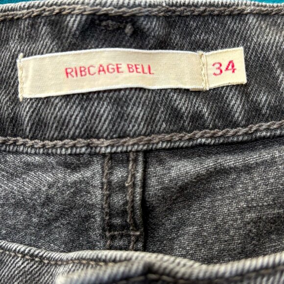 Levi's Premium - Ribcage Bell High Rise Flare Jeans - Black Wash - Size: 34 - Picture 4 of 5